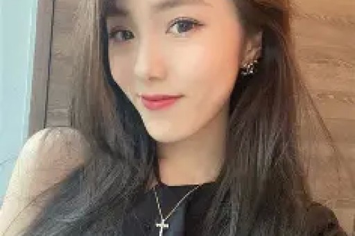3500家连锁店女网红艾琳演豪门戏翻车涉嫌欺诈中老年人