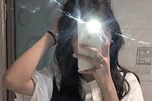娱乐圈大爆料：小牌大耍、女星怀4胎、顶流丑闻频出黄晓明事件最意外