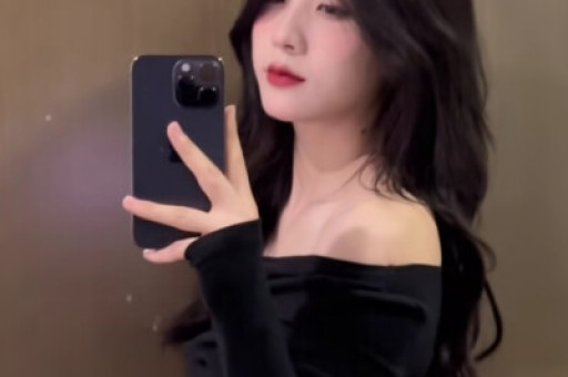 陪玩陪睡仅是皮毛！继手伸进裤子后又一女星自曝55岁都不放过