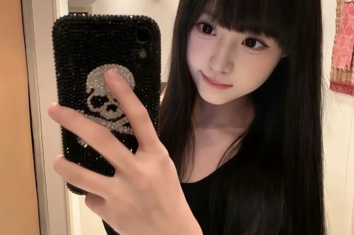 娱乐圈大瓜连爆！黄子韬生子风波未平又道歉张颂文低调救人获赞
